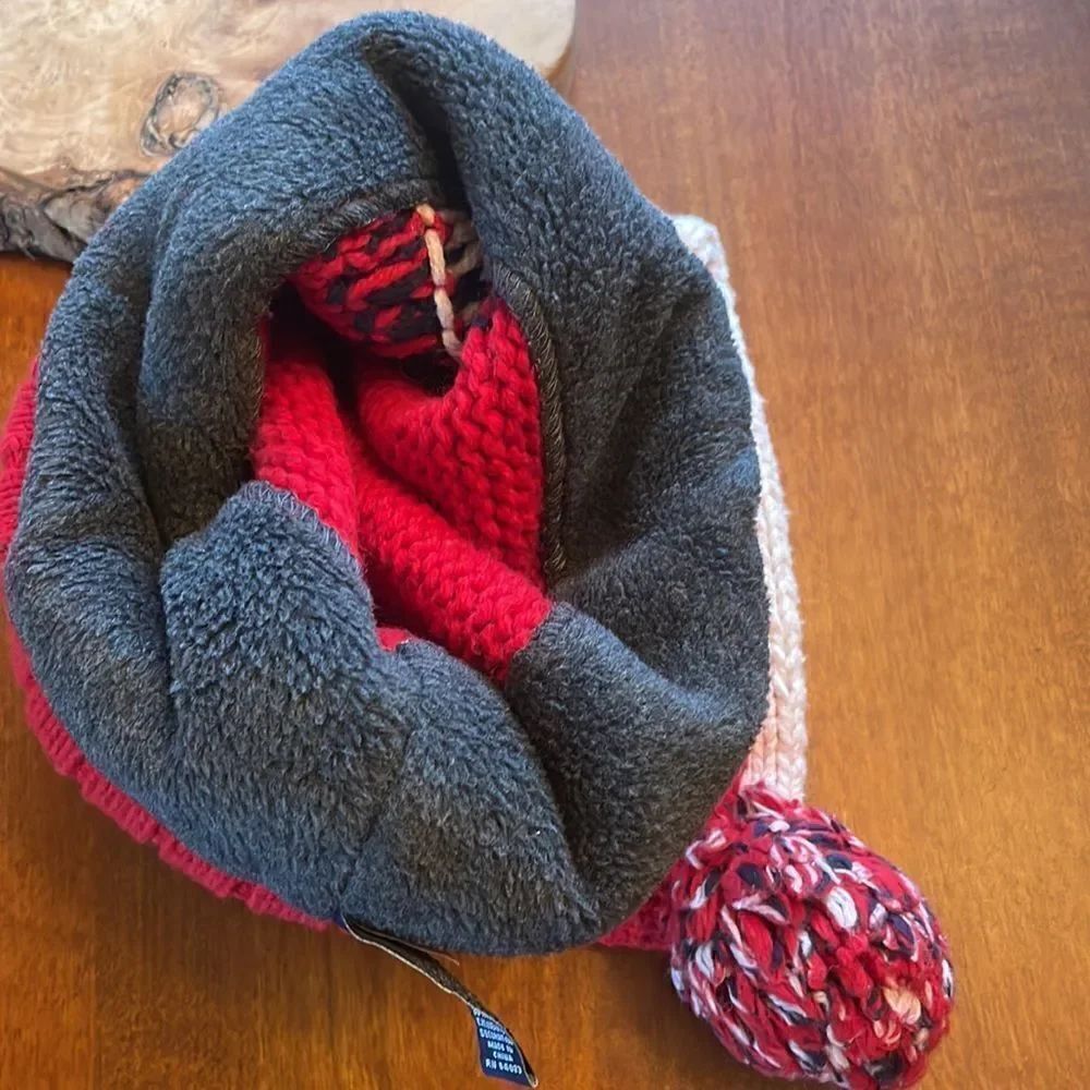 Gap Stocking Cap -S/M - Picture 6 of 6